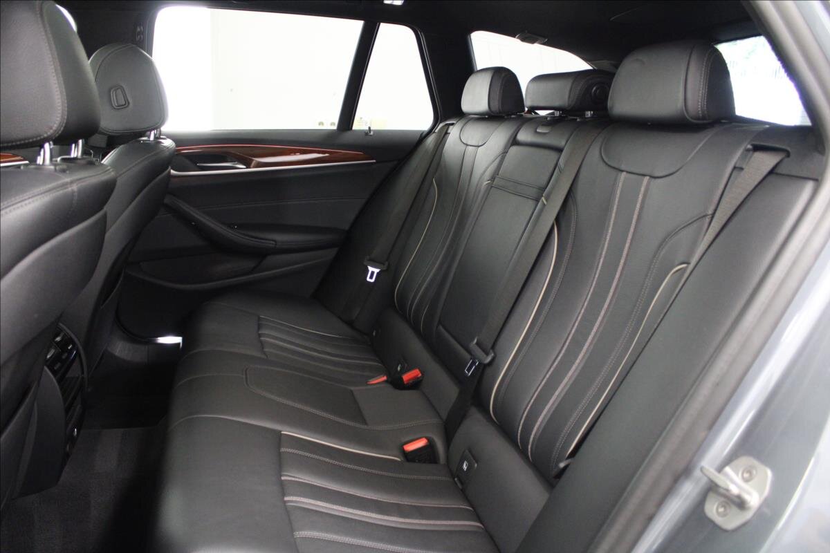 BMW Řada 5 Kombi 2,0 l 140 kw