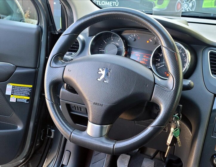 Peugeot 5008 MPV 1,6 l 115 kw