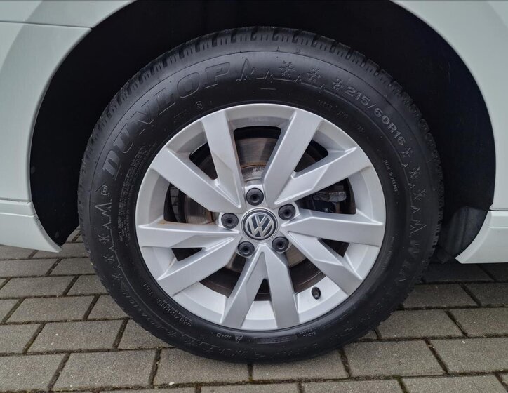 Volkswagen Passat Kombi 1,4 l 110 kw