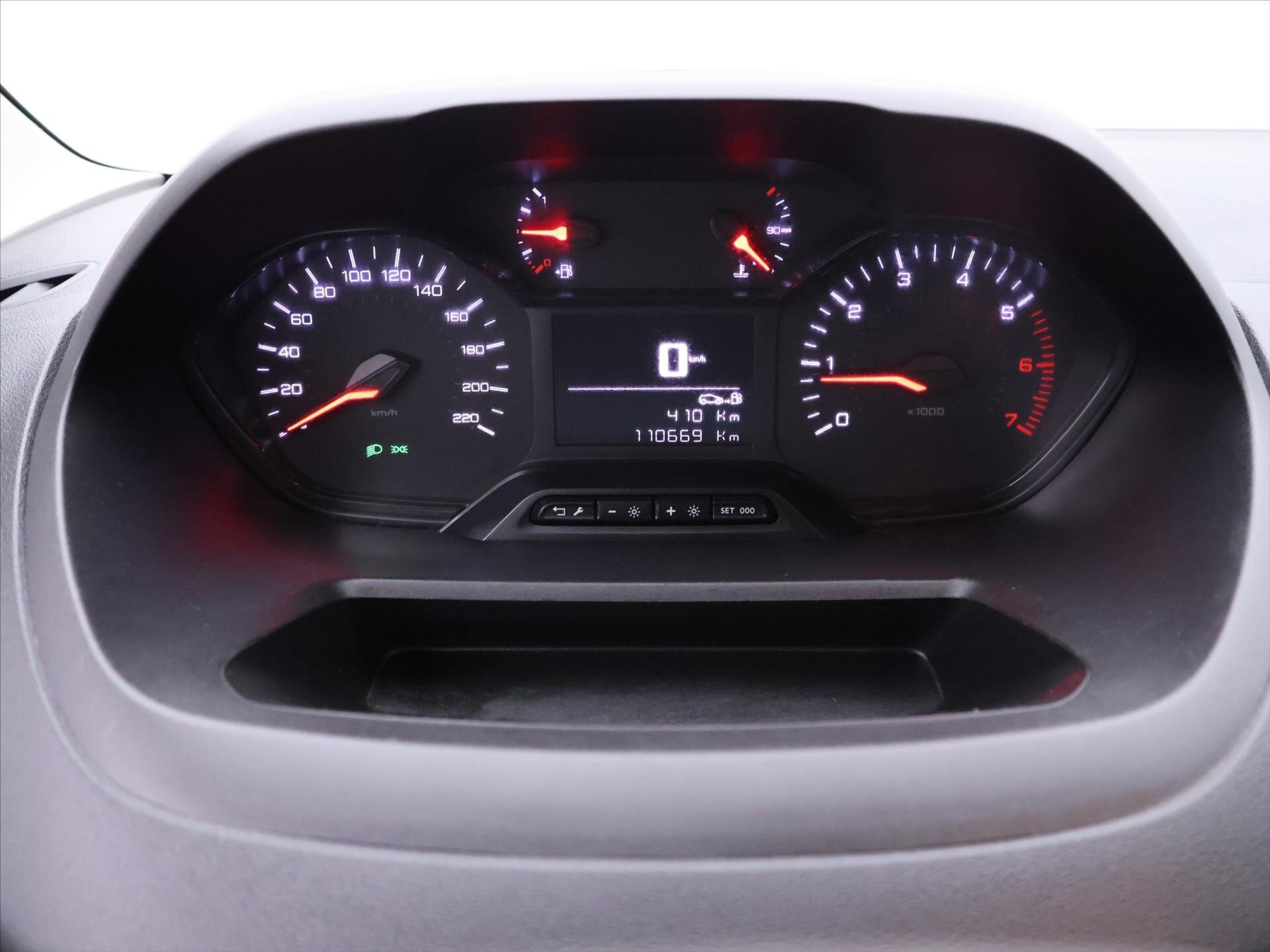 Peugeot Partner Ostatní 1,5 l 75 kw