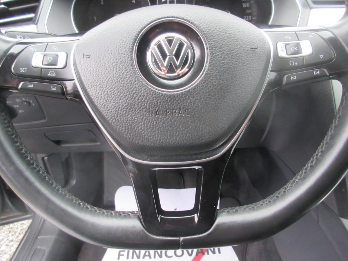 Volkswagen Passat Kombi 2,0 l 110 kw