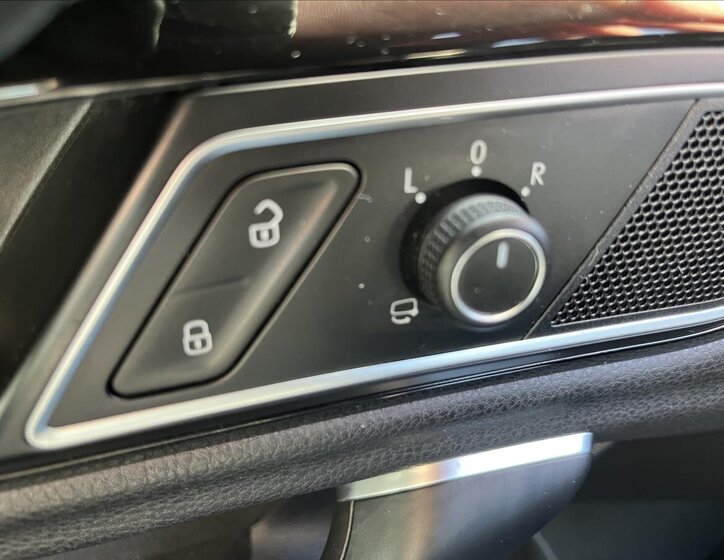 Volkswagen Golf Sportsvan Kombi 1,6 l 81 kw