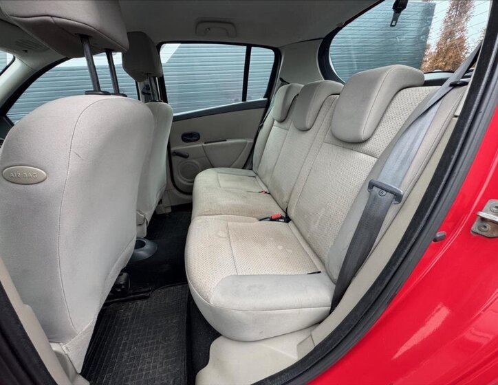 Renault Clio Hatchback 1,6 l 65 kw