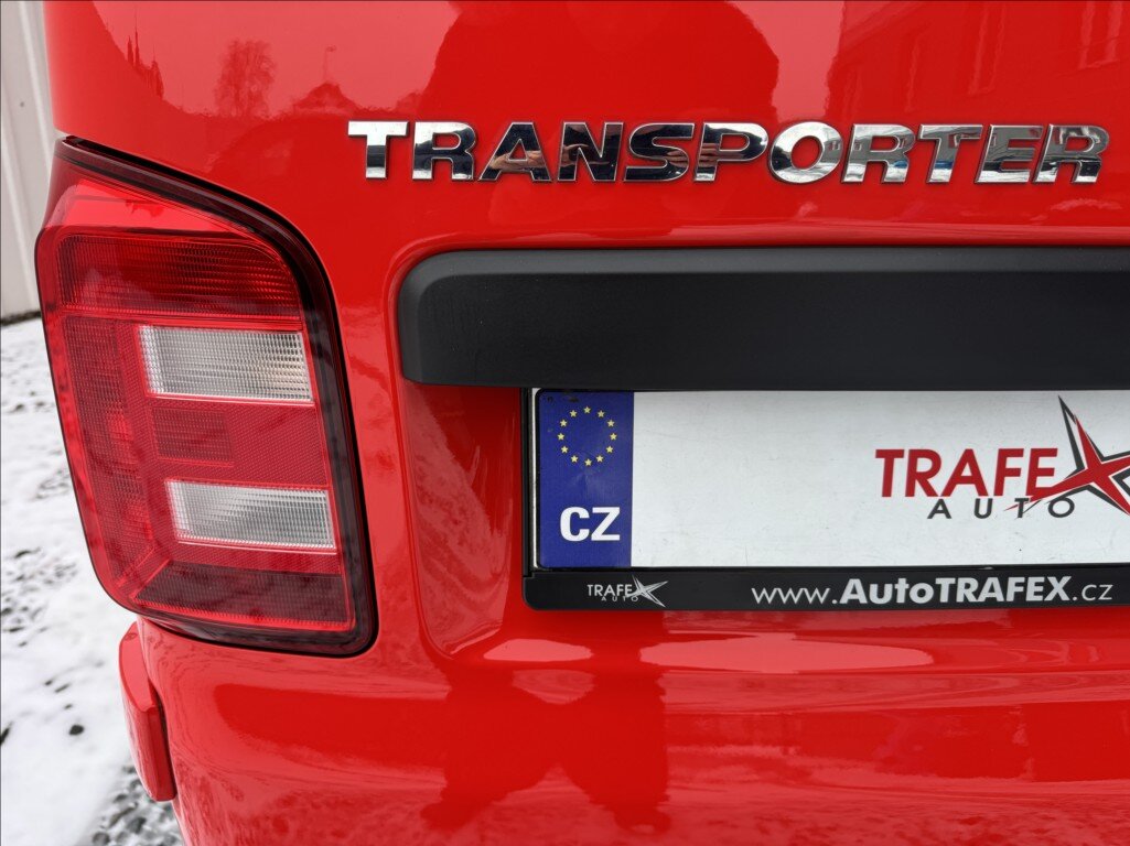 Volkswagen Transporter Skříň 2,0 l 110 kw