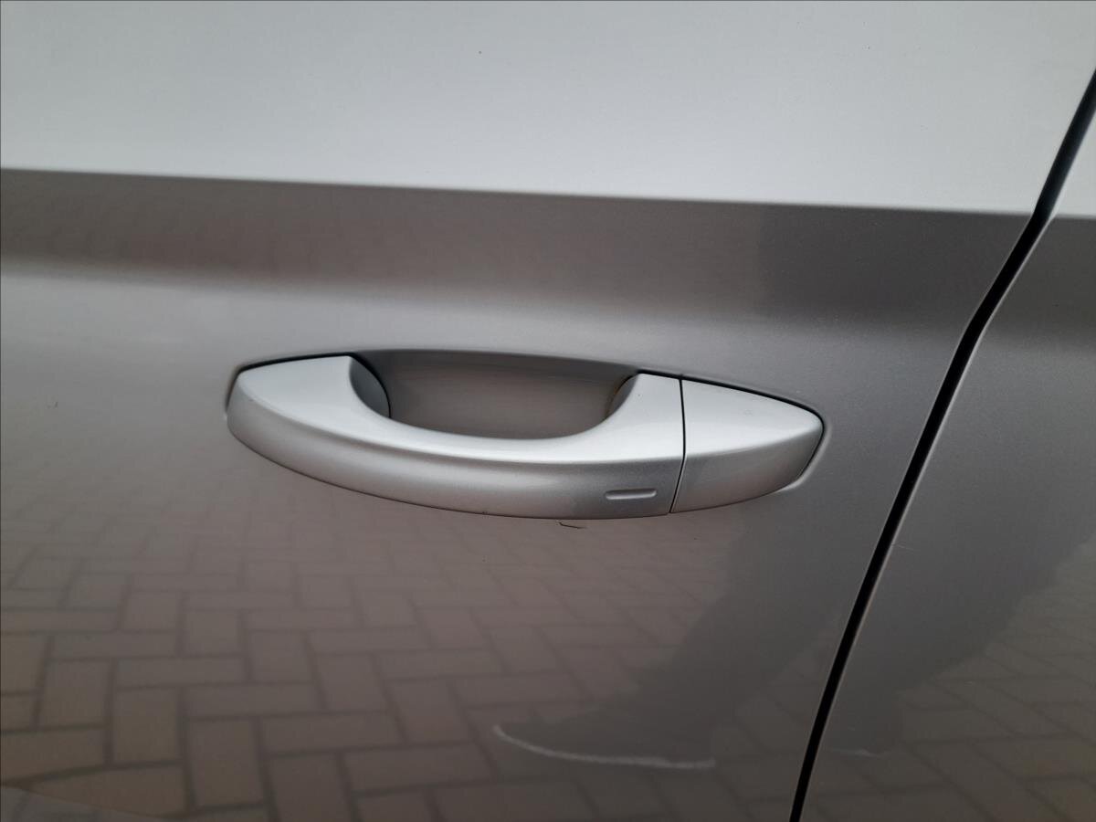 Škoda Superb Kombi 2,0 l 110 kw