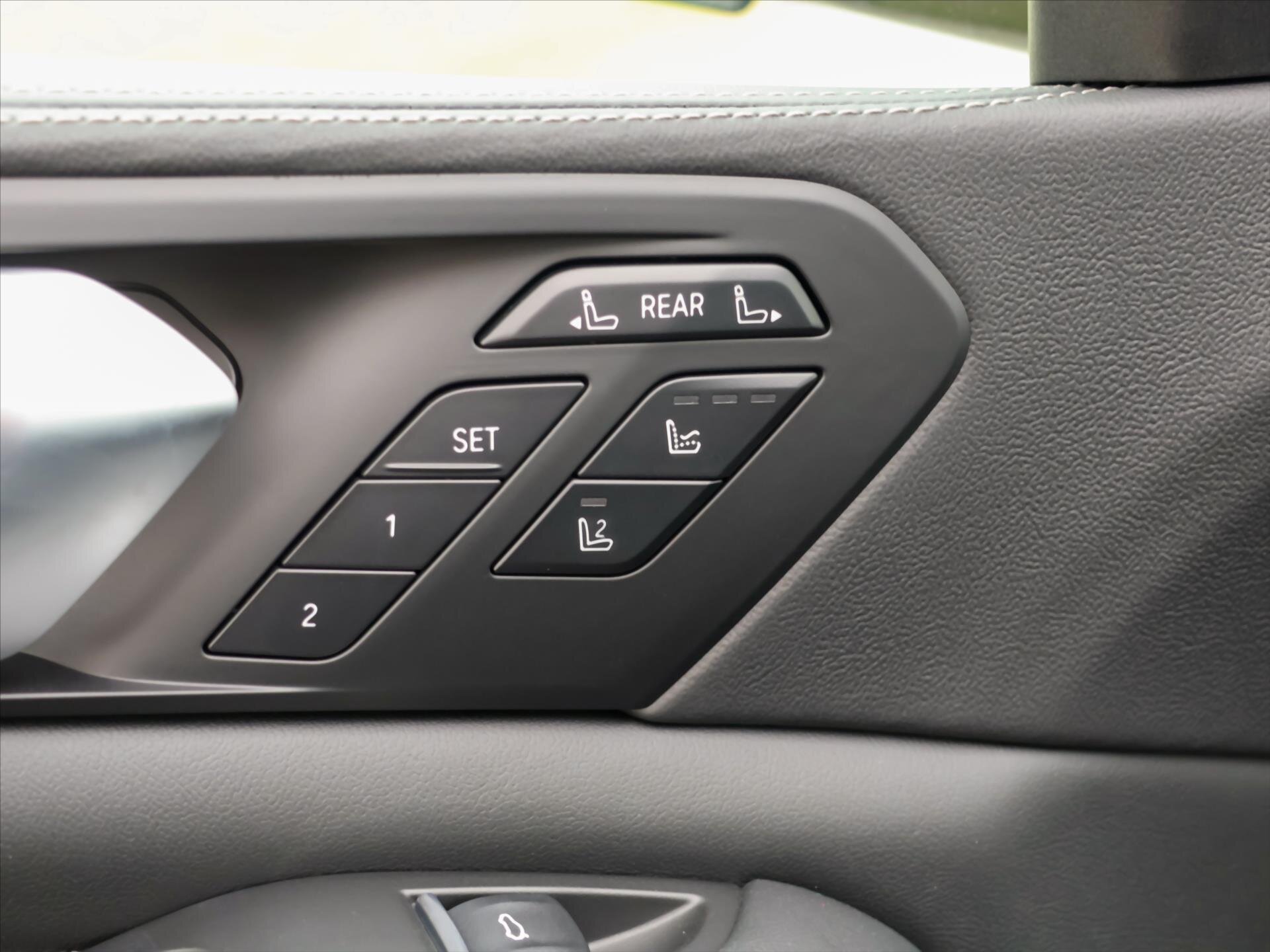 BMW X7 SUV / Terénní 3,0 l 259 kw