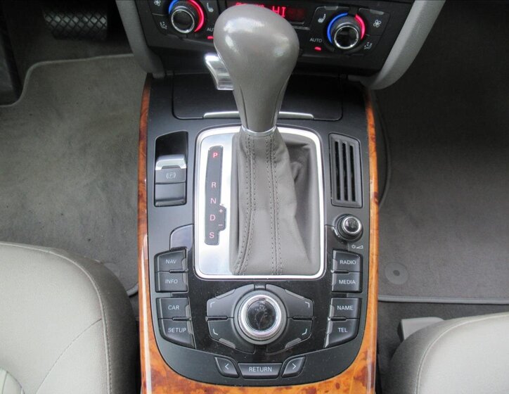 Audi A4 Kombi 2,0 l 105 kw