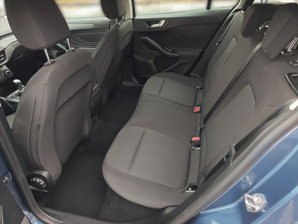 Ford Focus Kombi 999,0 92 kw