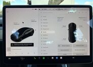 Tesla Model 3 Sedan 0,0 239 kw