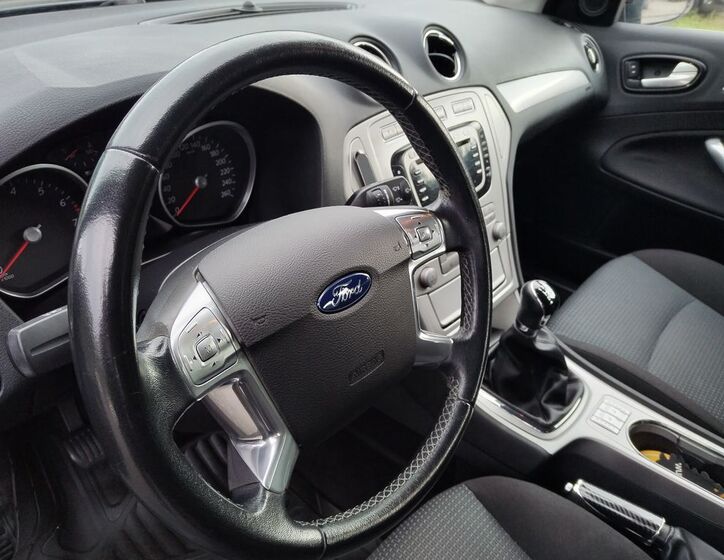 Ford Mondeo 7