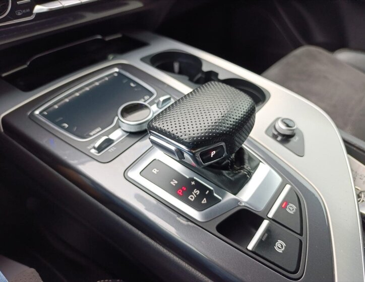 Audi Q7 SUV / Terénní 3,0 l 210 kw