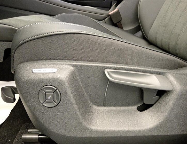 Volkswagen Tayron SUV / Terénní 2,0 l 150 kw