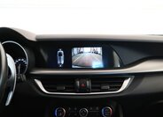 Alfa Romeo Stelvio 34