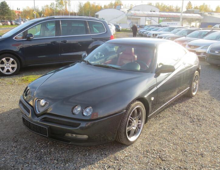 Alfa Romeo GTV 7