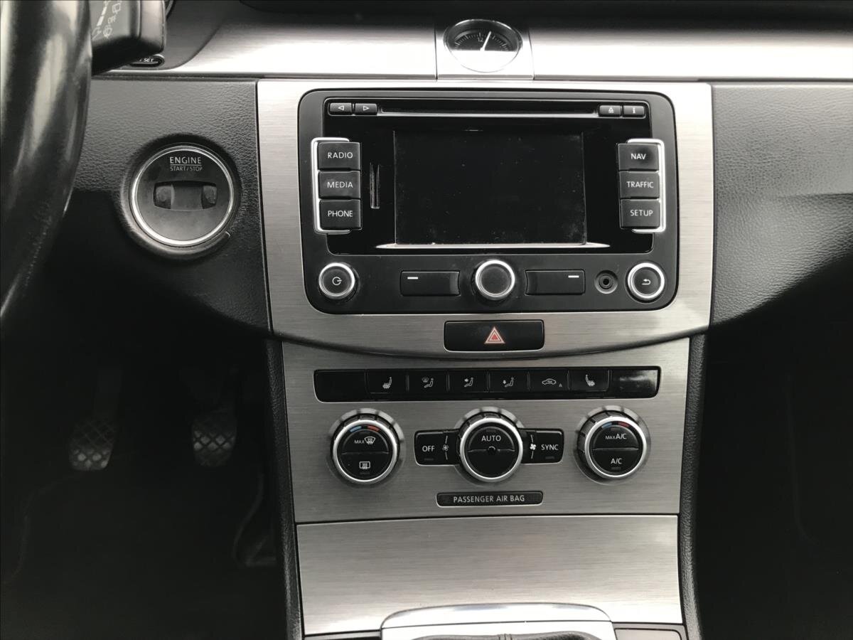 Volkswagen Passat Kombi 2,0 l 103 kw