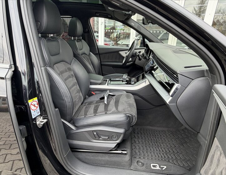 Audi Q7 Kombi 3,0 l 210 kw