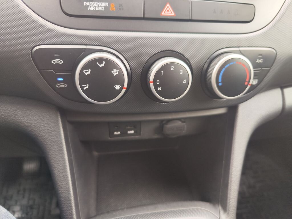 Hyundai i10 Hatchback 998,0 49 kw