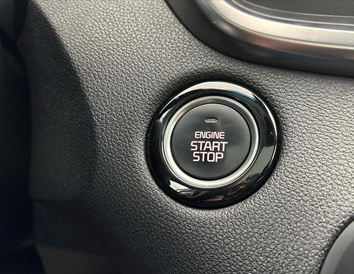 KIA Sorento SUV / Terénní 2,2 l 147 kw