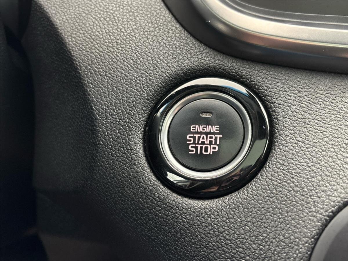 KIA Sorento SUV / Terénní 2,2 l 147 kw