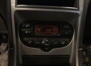 Peugeot 307 Hatchback 1,6 l 80 kw