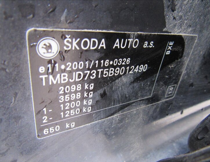 Škoda Superb Kombi 1,9 l 77 kw