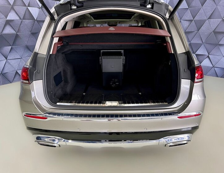 Mercedes-Benz GLS SUV / Terénní 4,0 l 410 kw