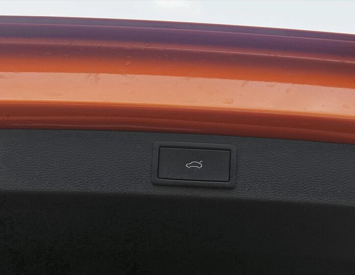 Škoda Karoq SUV / Terénní 1,5 l 110 kw