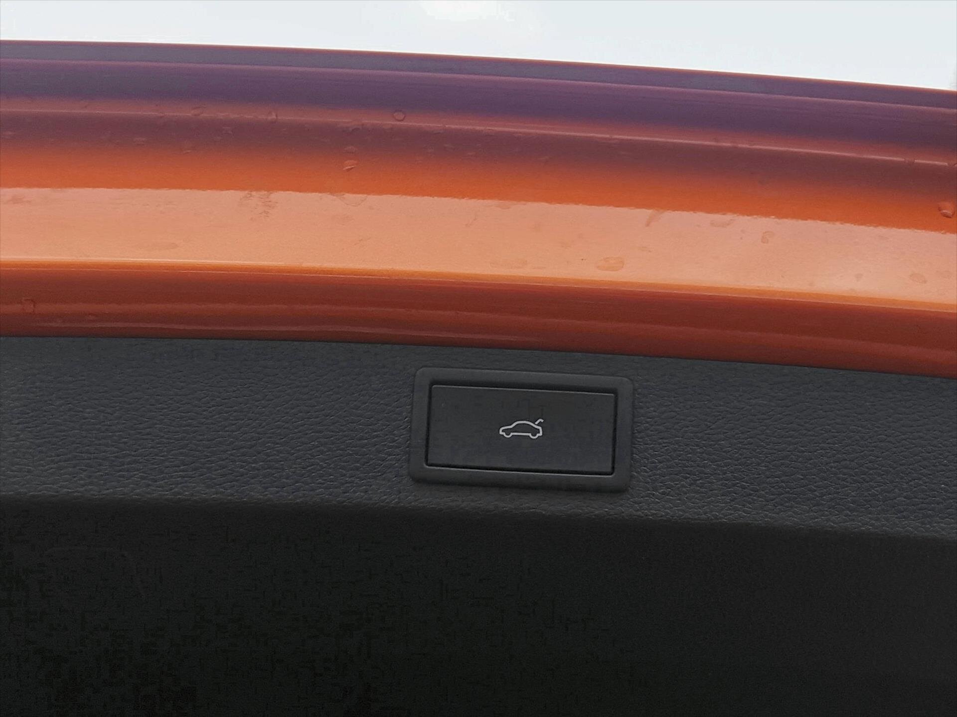 Škoda Karoq SUV / Terénní 1,5 l 110 kw