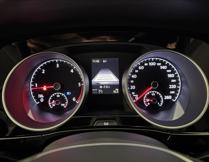 Volkswagen Touran MPV 2,0 l 110 kw