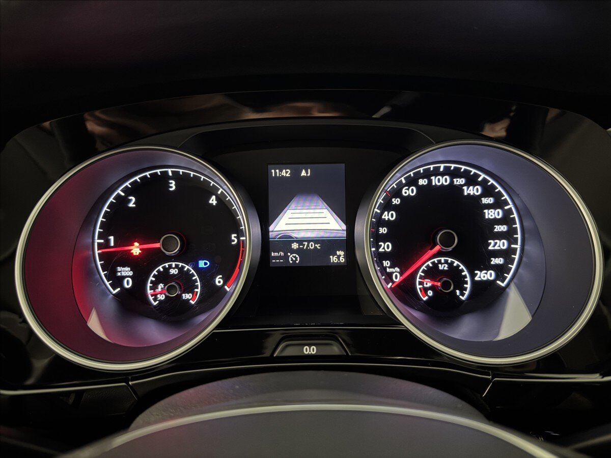 Volkswagen Touran MPV 2,0 l 110 kw