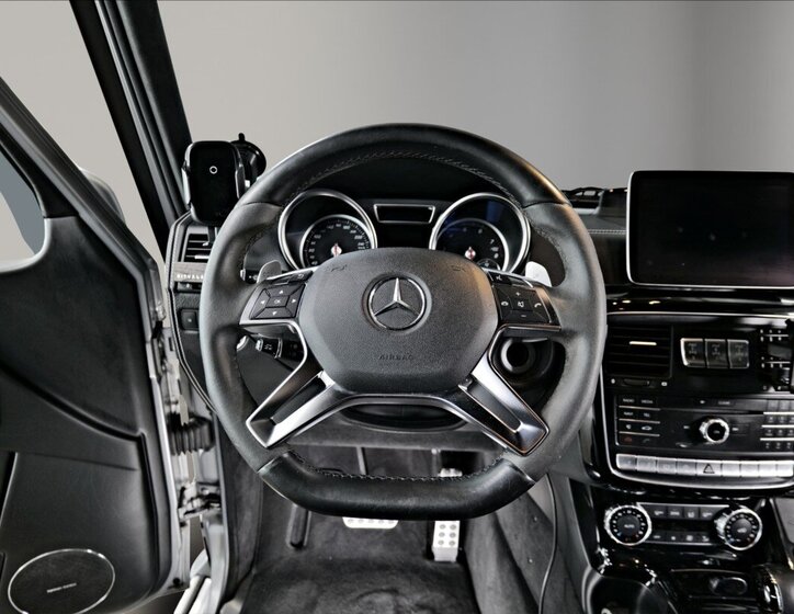 Mercedes-Benz Třídy G SUV 4,0 l 310 kw