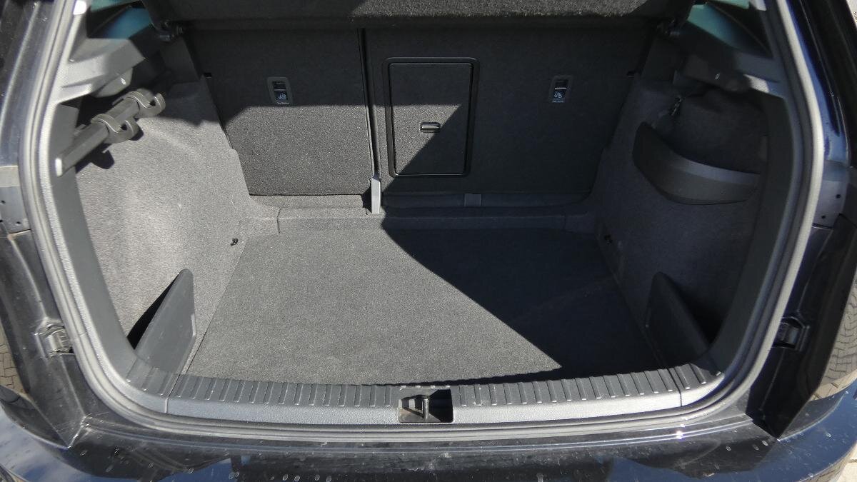 Škoda Karoq SUV / Terénní 1,5 l 110 kw