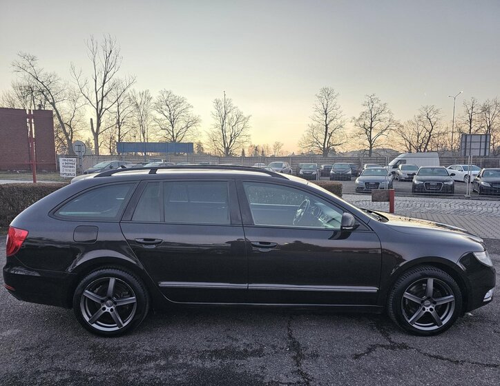 Škoda Superb Kombi 1,4 l 92 kw