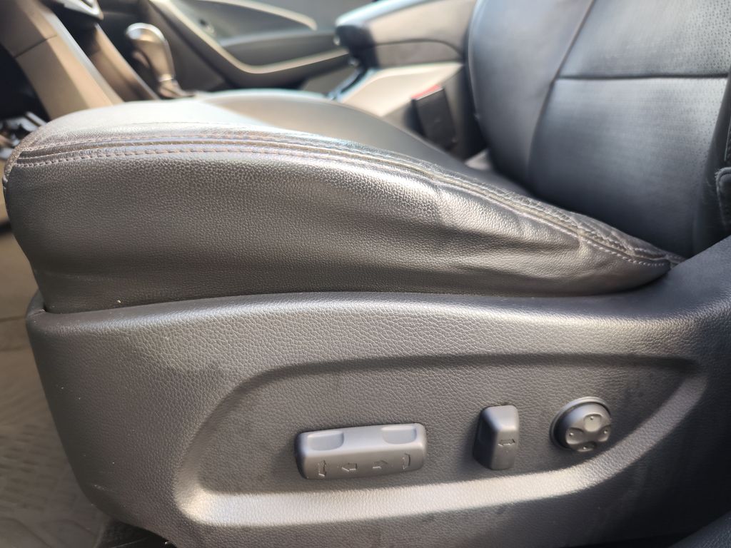 Hyundai Grand Santa Fe