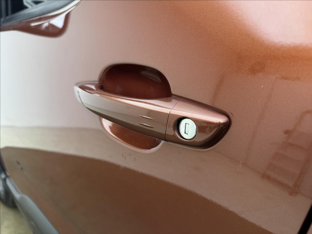 Peugeot Rifter MPV 1,5 l 96 kw