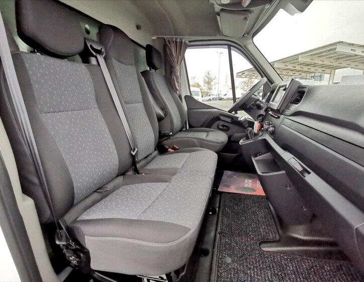 Renault Master Valník 2,3 l 120 kw