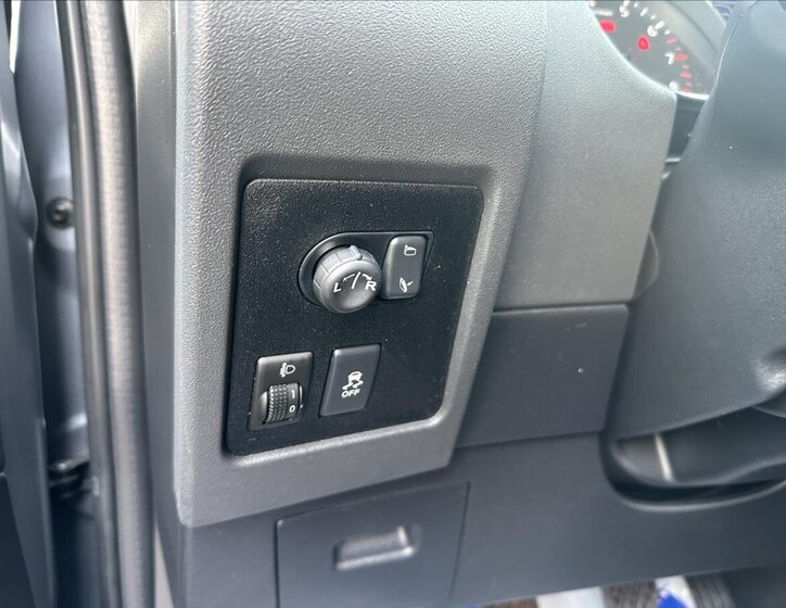 Nissan Qashqai Hatchback 2,0 l 104 kw