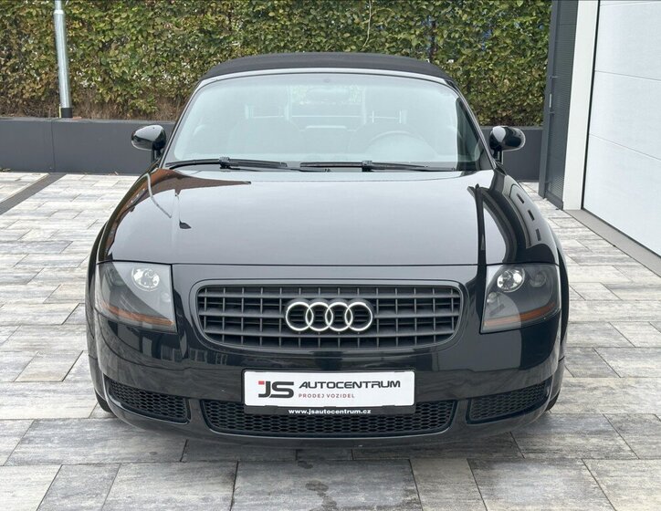 Audi TT 1