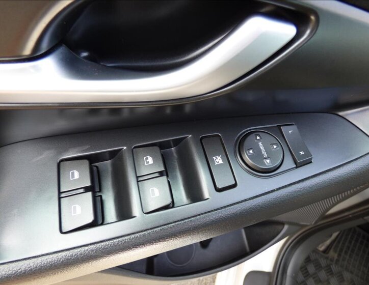 Hyundai i30 Liftback 1,6 l 100 kw