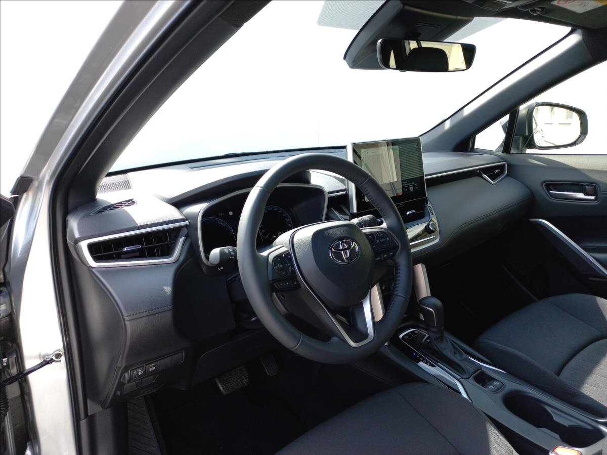 Toyota Corolla Cross SUV 2,0 l 112 kw