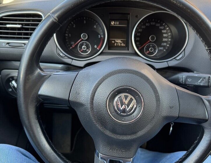 Volkswagen Golf Hatchback 0,0 77 kw