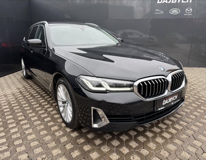 BMW Řada 5 Kombi 3,0 l 210 kw