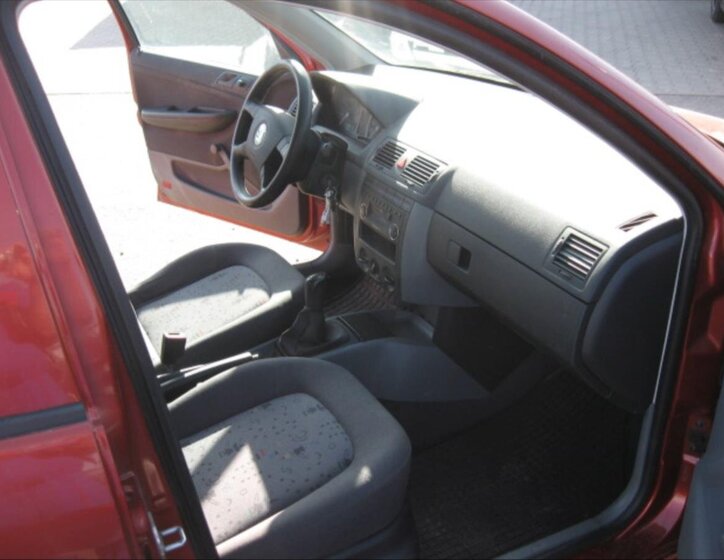 Škoda Fabia Hatchback 1,4 l 44 kw