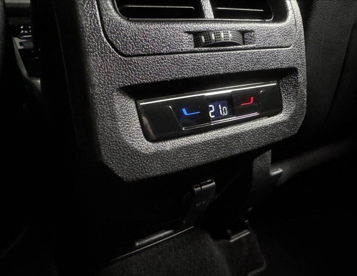 Volkswagen Touran MPV 2,0 l 110 kw