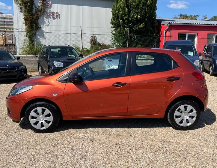 Mazda 2 2