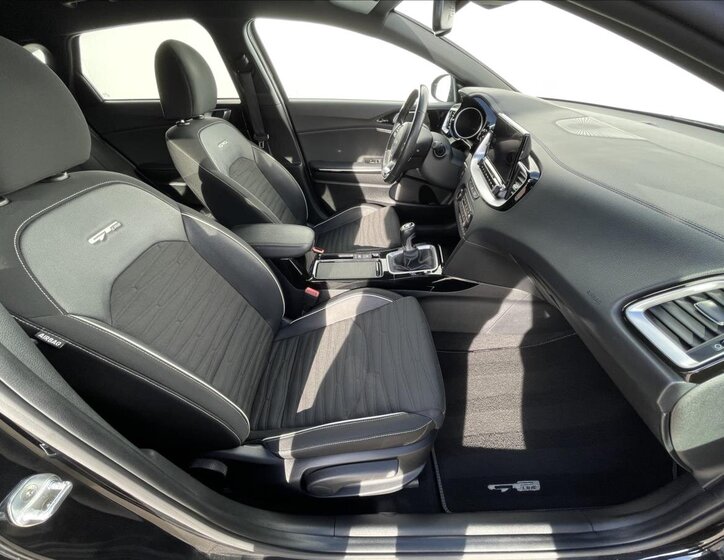 KIA ProCeed Hatchback 1,5 l 118 kw