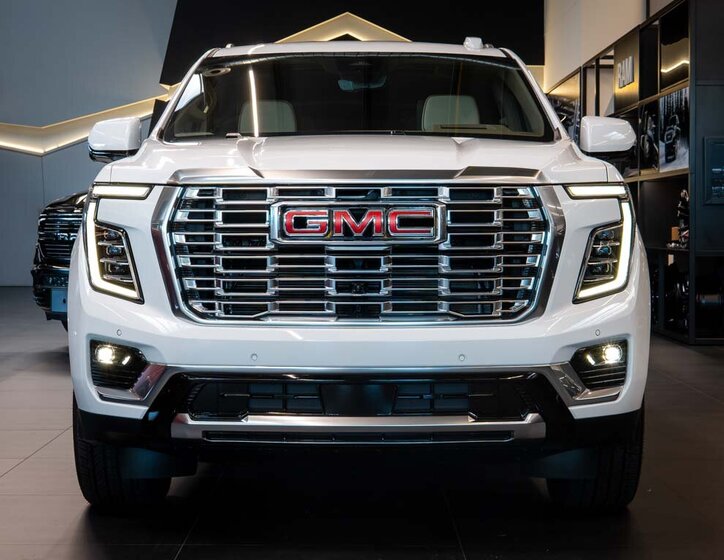GMC Yukon SUV 6,2 l 313 kw