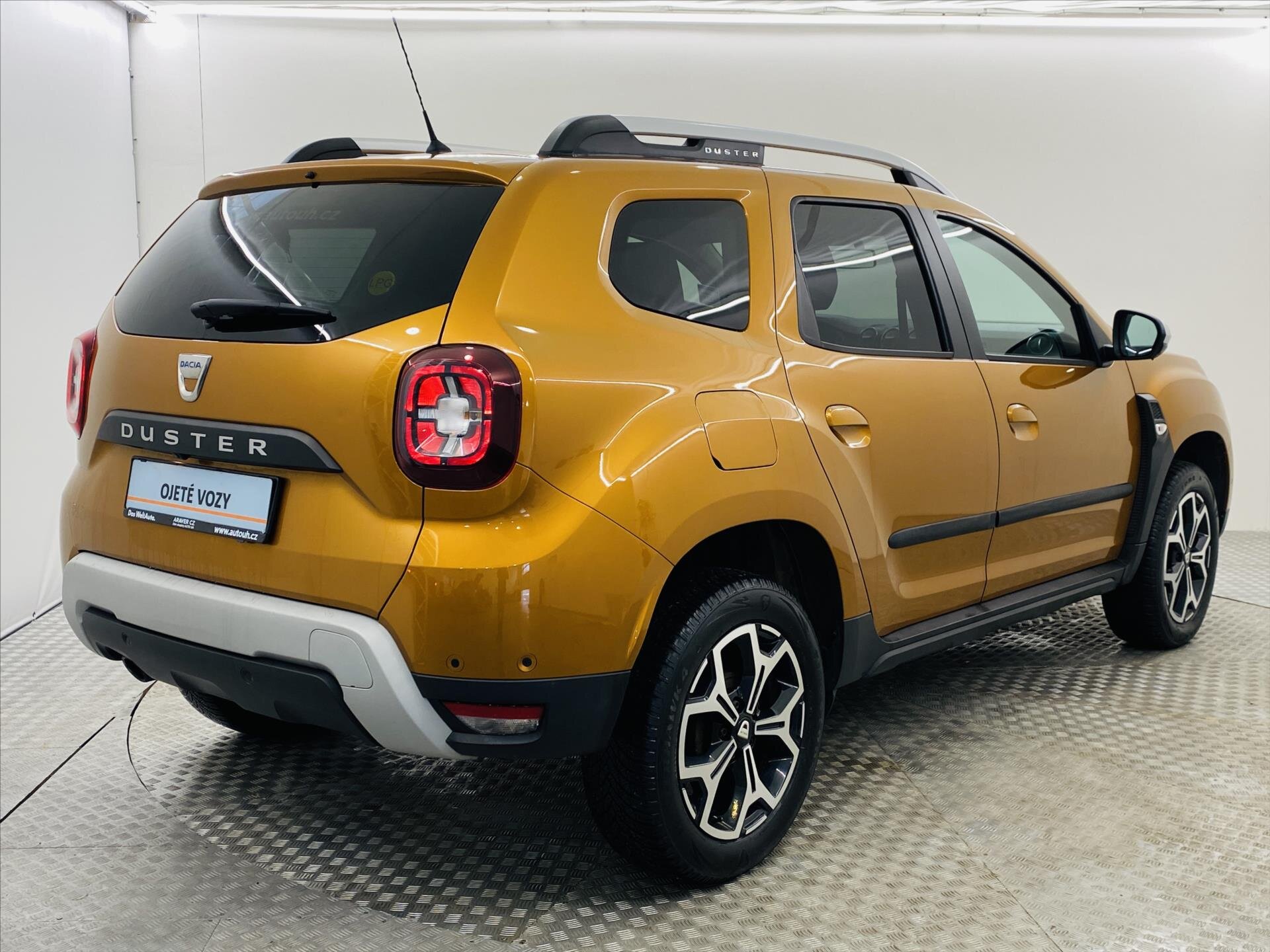 Dacia Duster SUV 999,0 74 kw