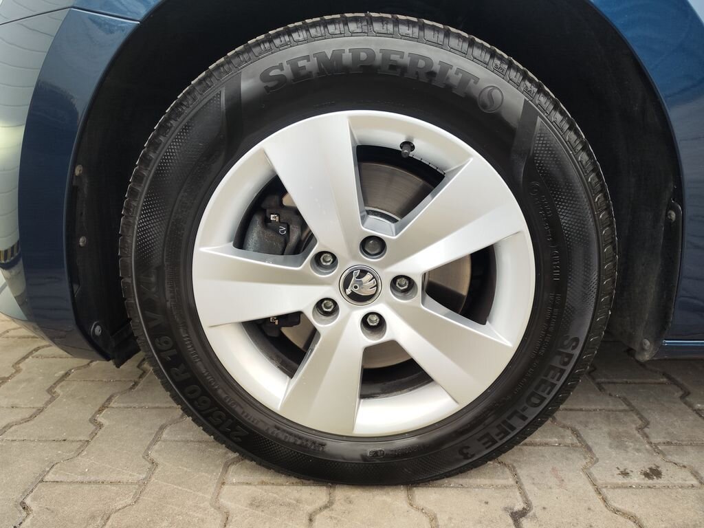 Škoda Superb Sedan 1,5 l 110 kw