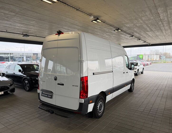 Mercedes-Benz Sprinter 5